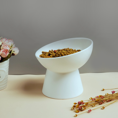 Nuuna Ceramic Tilted Bowl