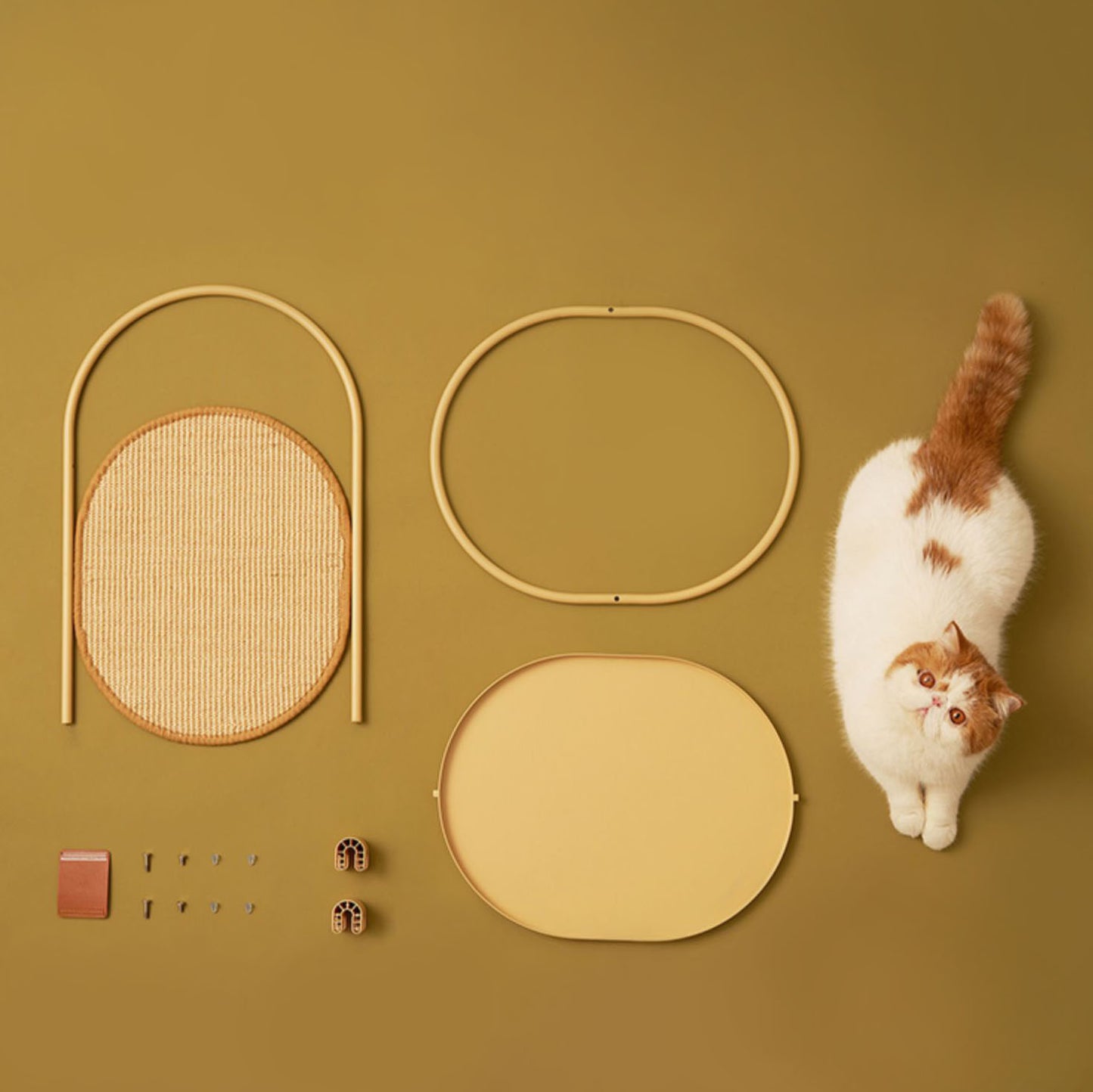 Nook Scratching Board & End Table