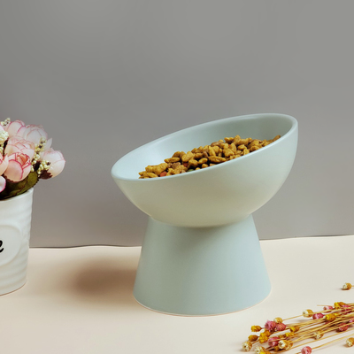 Nuuna Ceramic Tilted Bowl